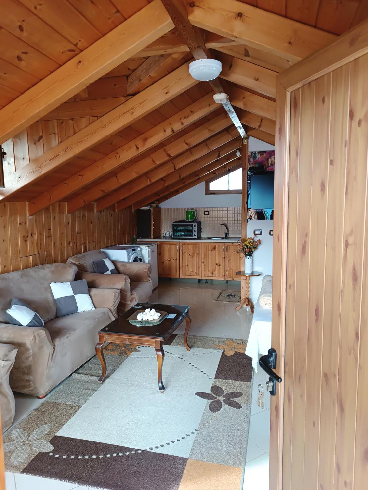 בראט Guesthouse Eva Suite מראה חיצוני תמונה